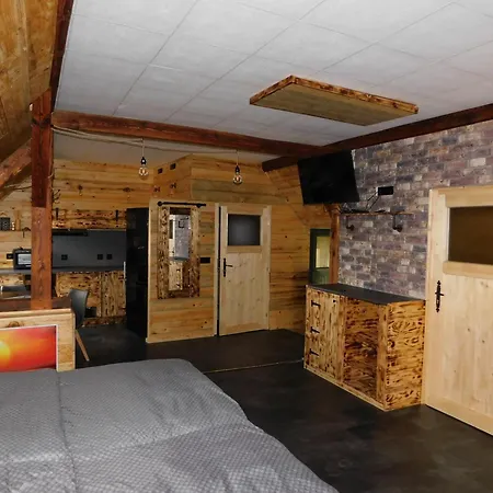 Haus Feierabend דירה Plodda